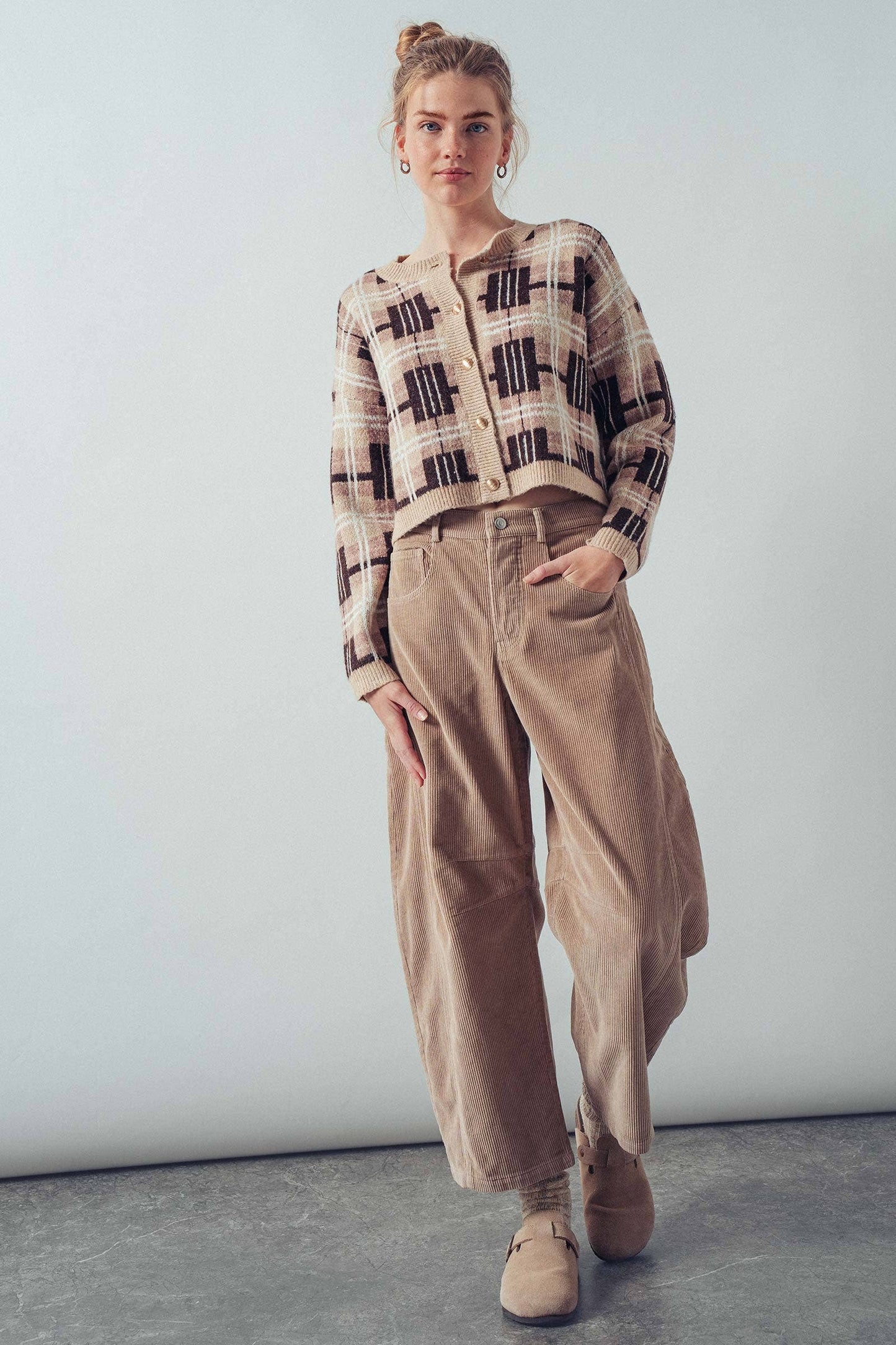 Corduroy Barrel Jeans