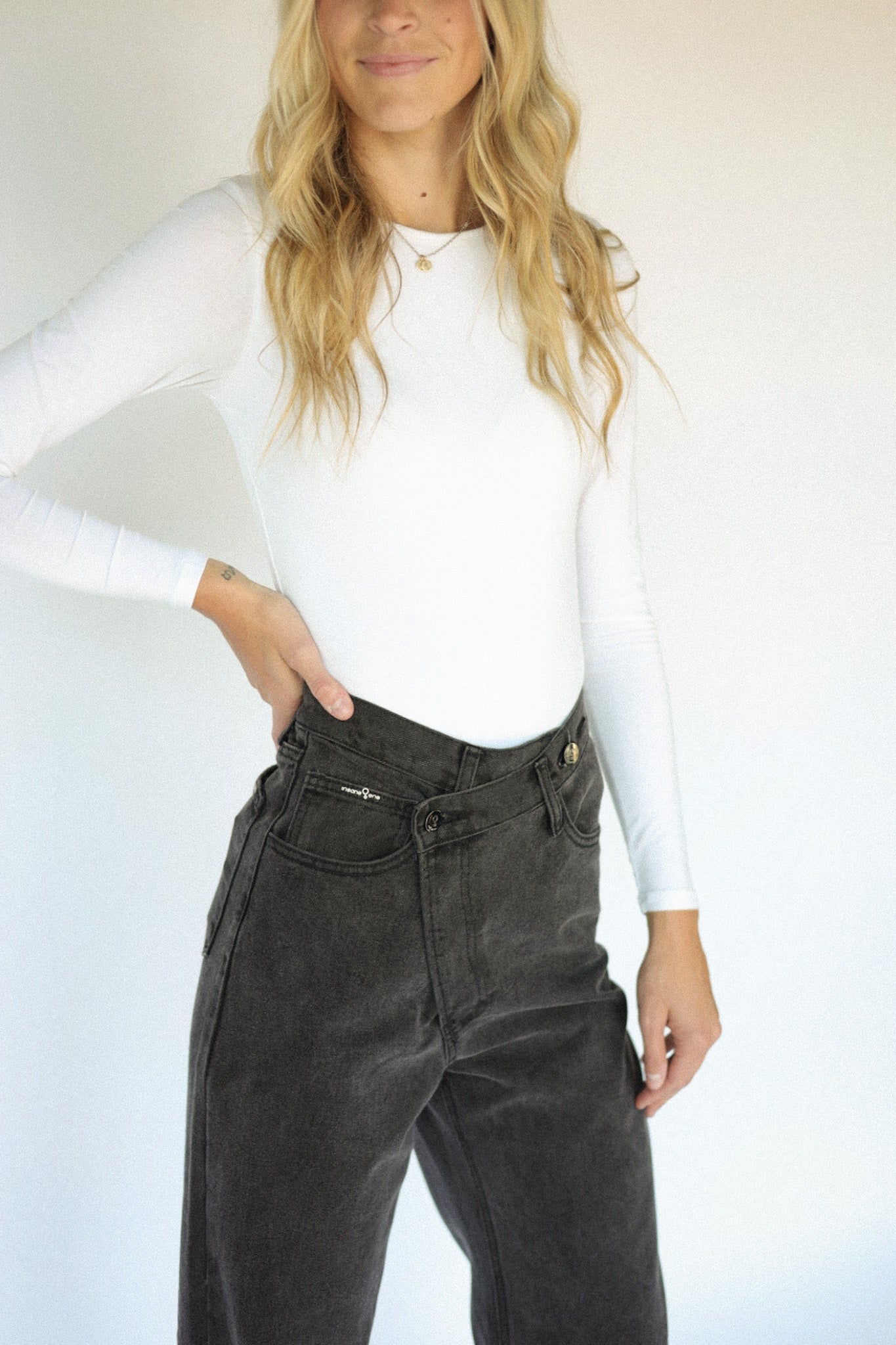 Weekend Crossover Denim
