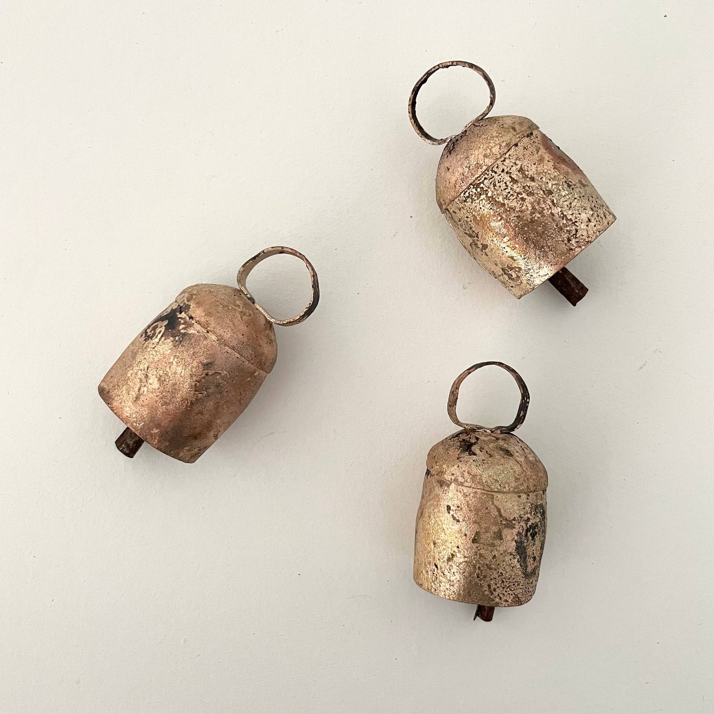 2 1/4"brass finish bell