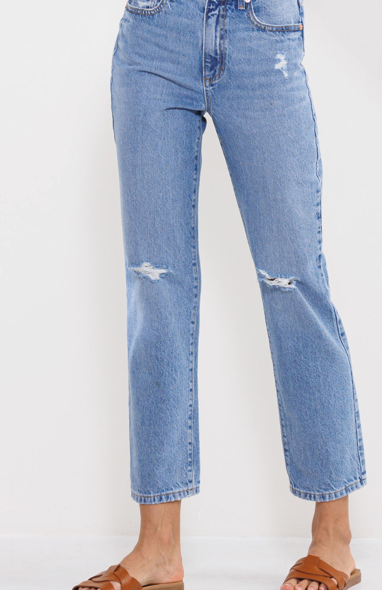 Marylyn Slim Straight Denim