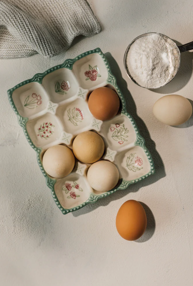 Camellia Egg Holder