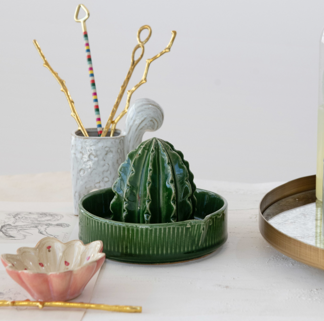 Stoneware Cactus Shaped Juicer