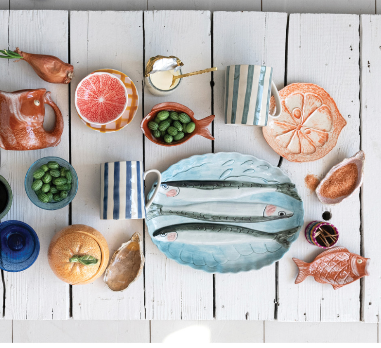 Scalloped Plate W/ Fish