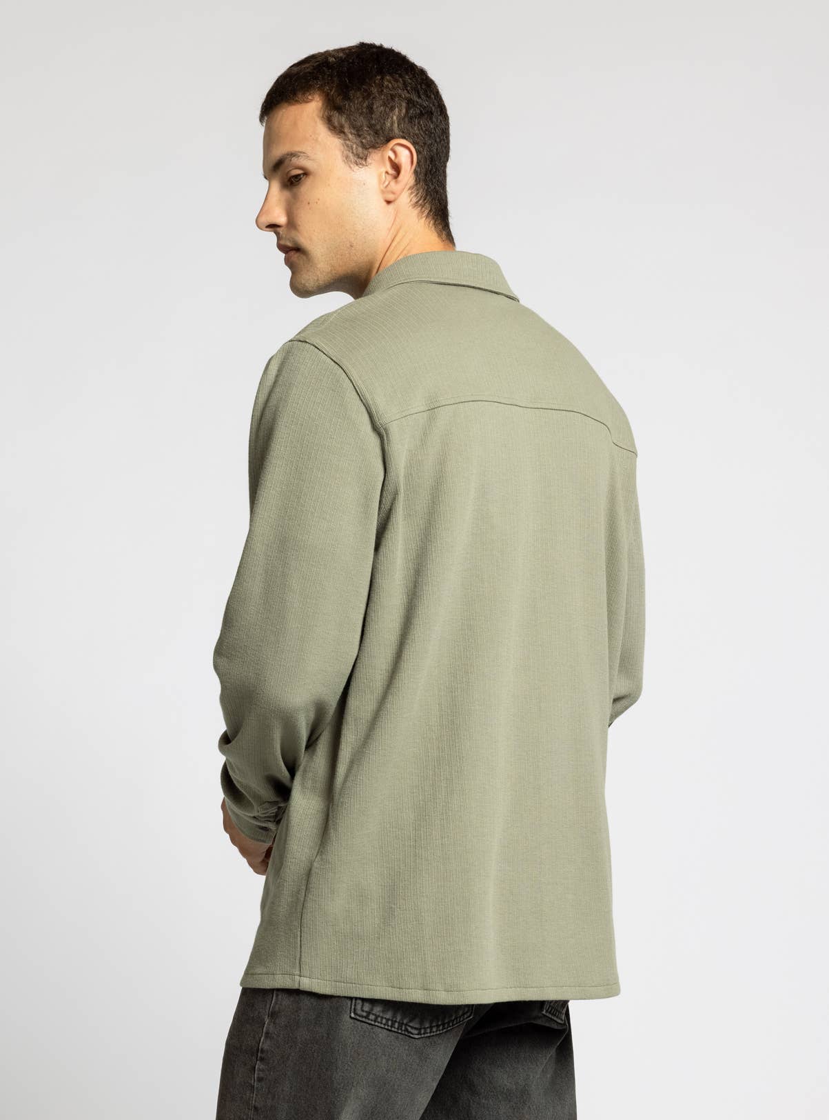 HIGHLAND BUTTON UP