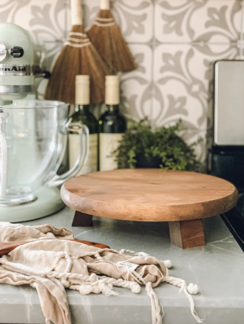 12" Round Wooden Riser
