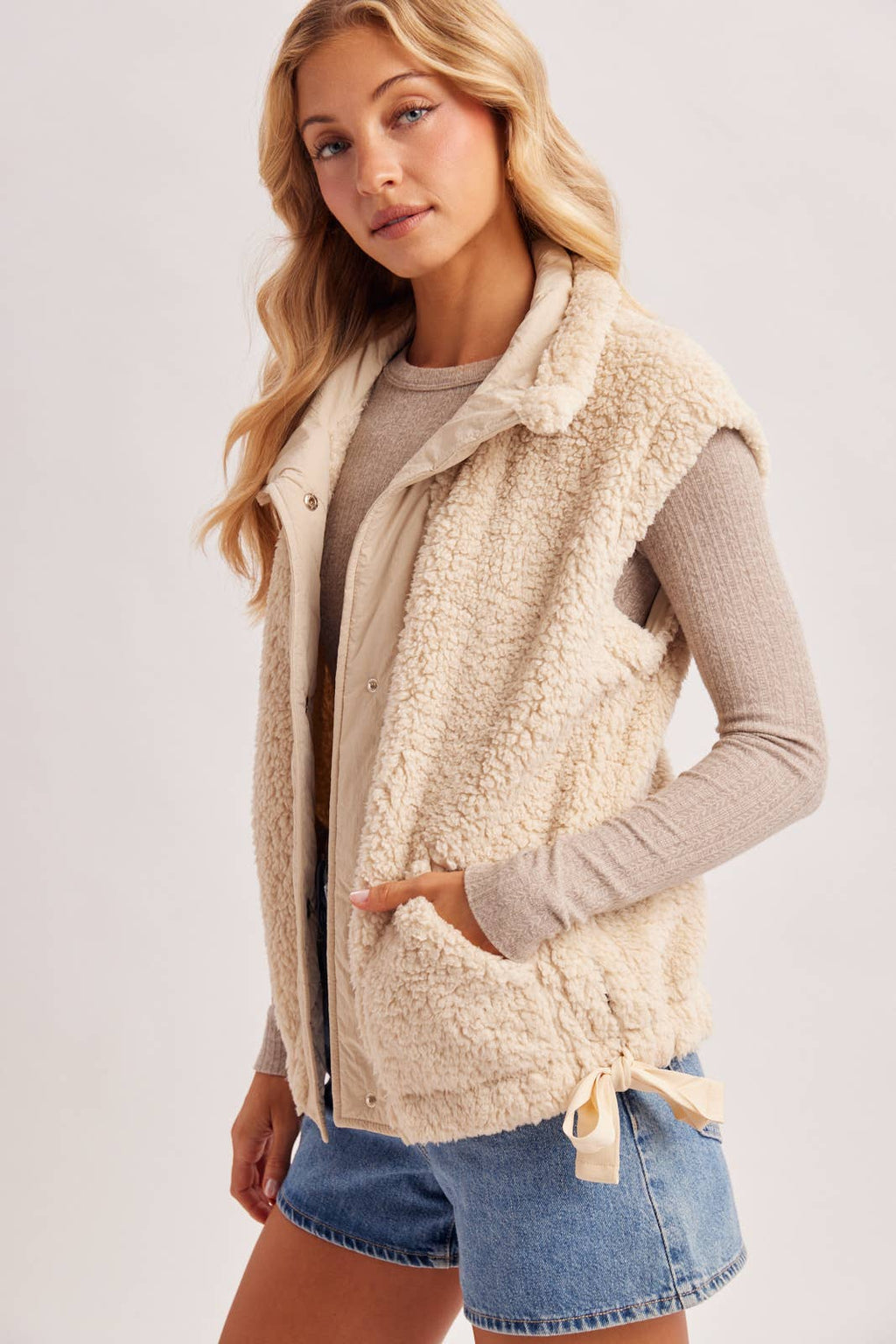 FLEECE SHERPA VEST