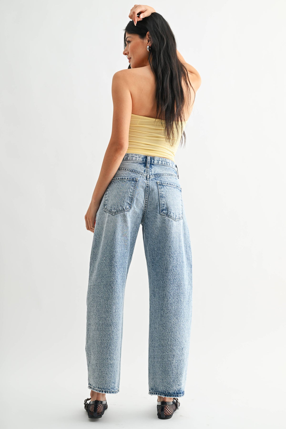 High Rise Clean Barrel Jean
