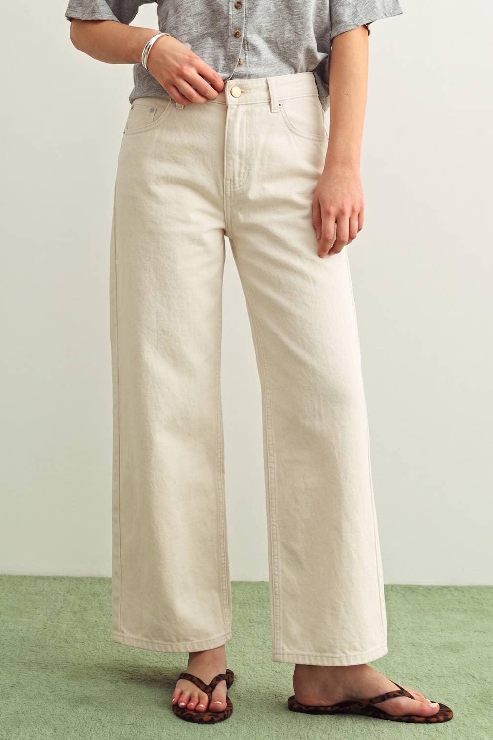RELAXED WIDE LEG DENIM