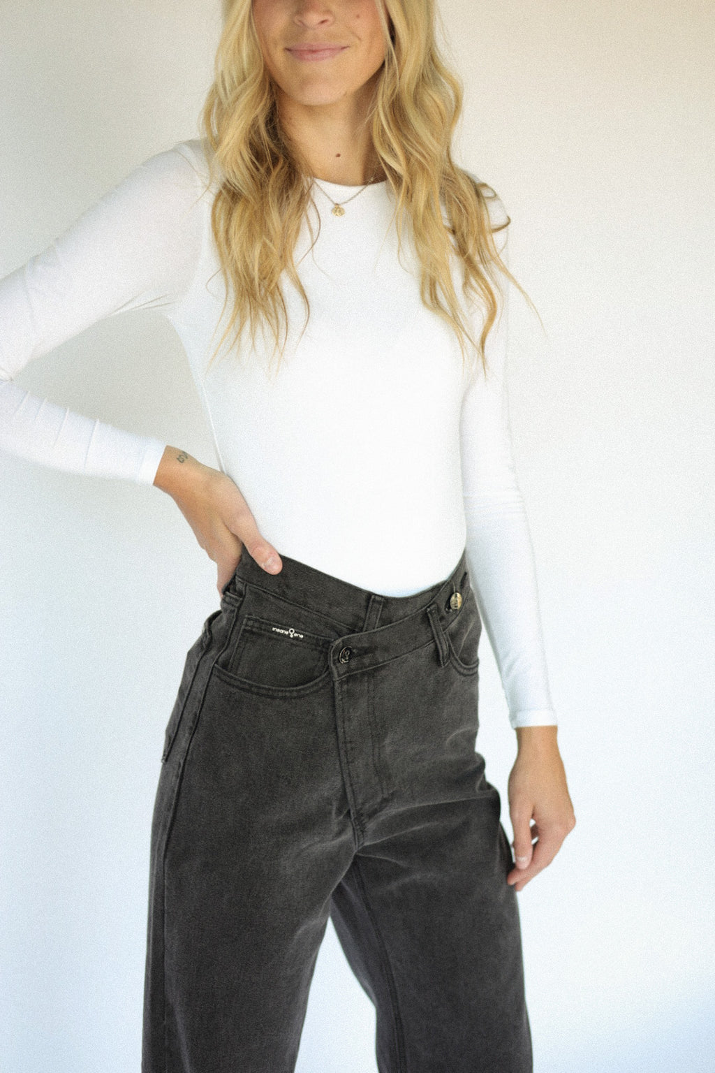 Weekend Crossover Denim