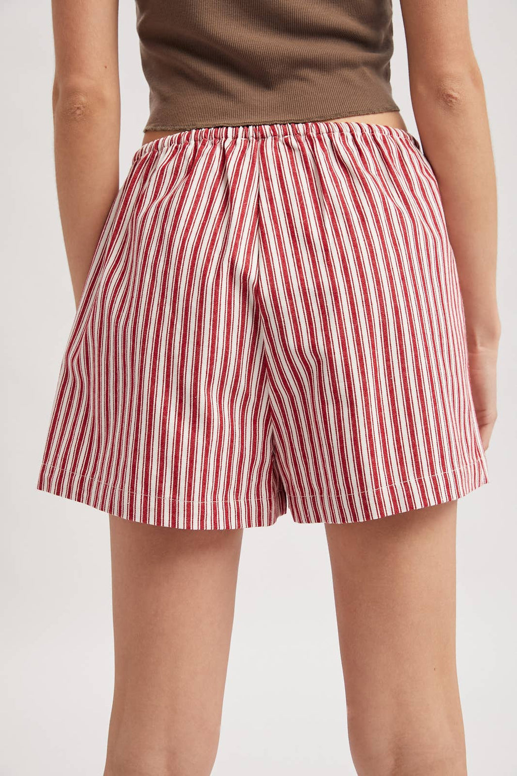 STRIPED SHORTS WITH DRAWSTRING