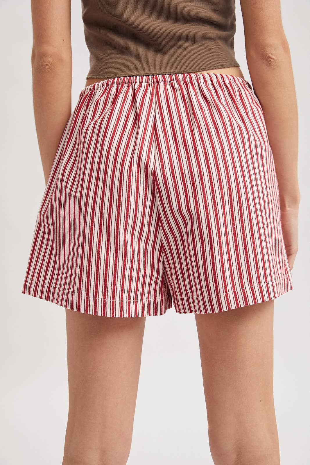 STRIPED SHORTS WITH DRAWSTRING