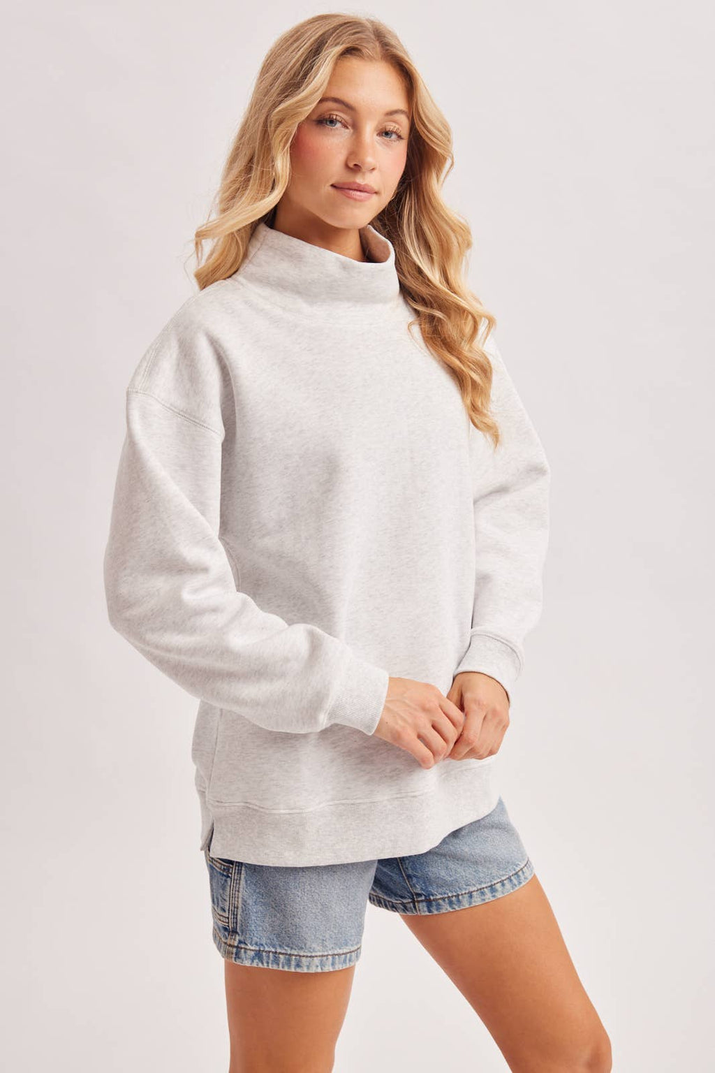 OVERSIZED MOCK NECK