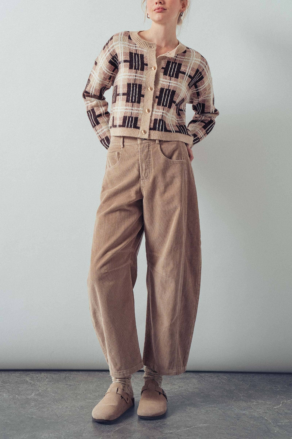 Corduroy Barrel Jeans