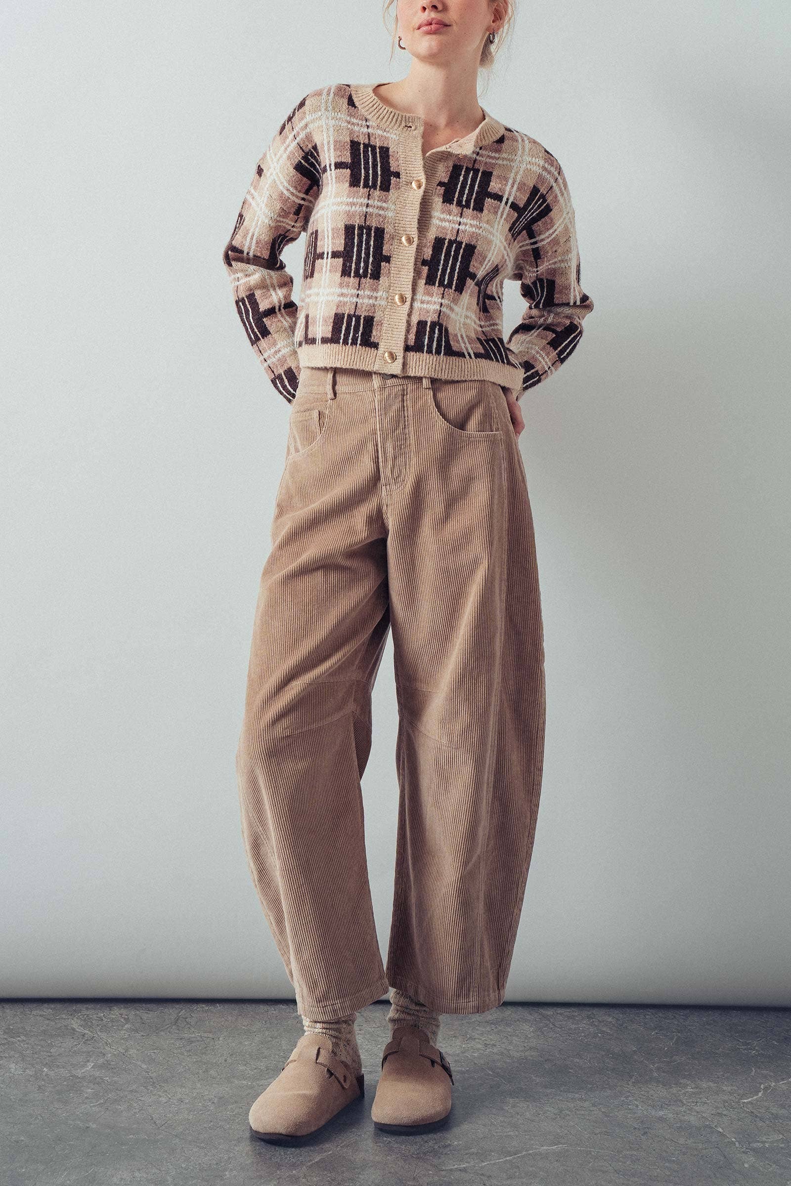 Corduroy Barrel Jeans