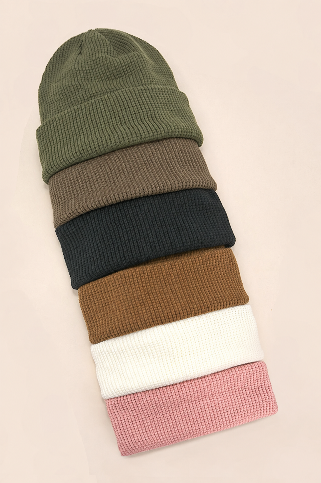 SOFT RIBBED KNIT BEANIE