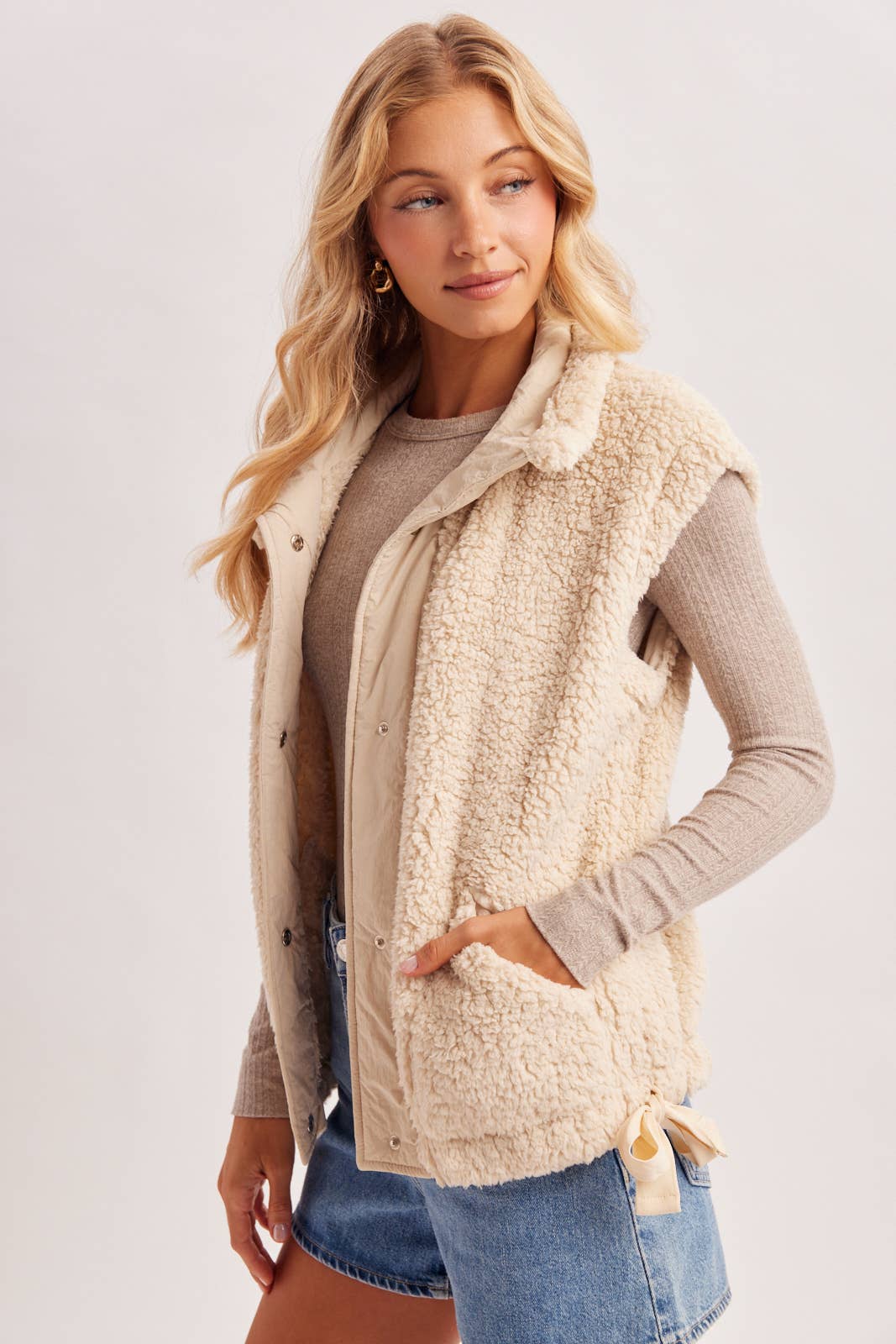 FLEECE SHERPA VEST