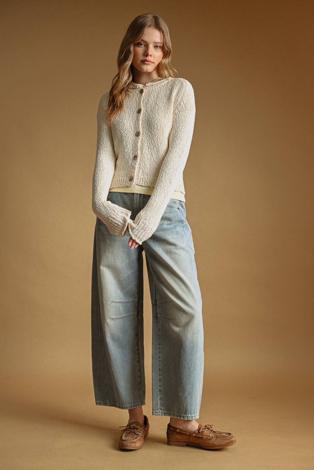 BEIGE BUTTON CARDIGAN