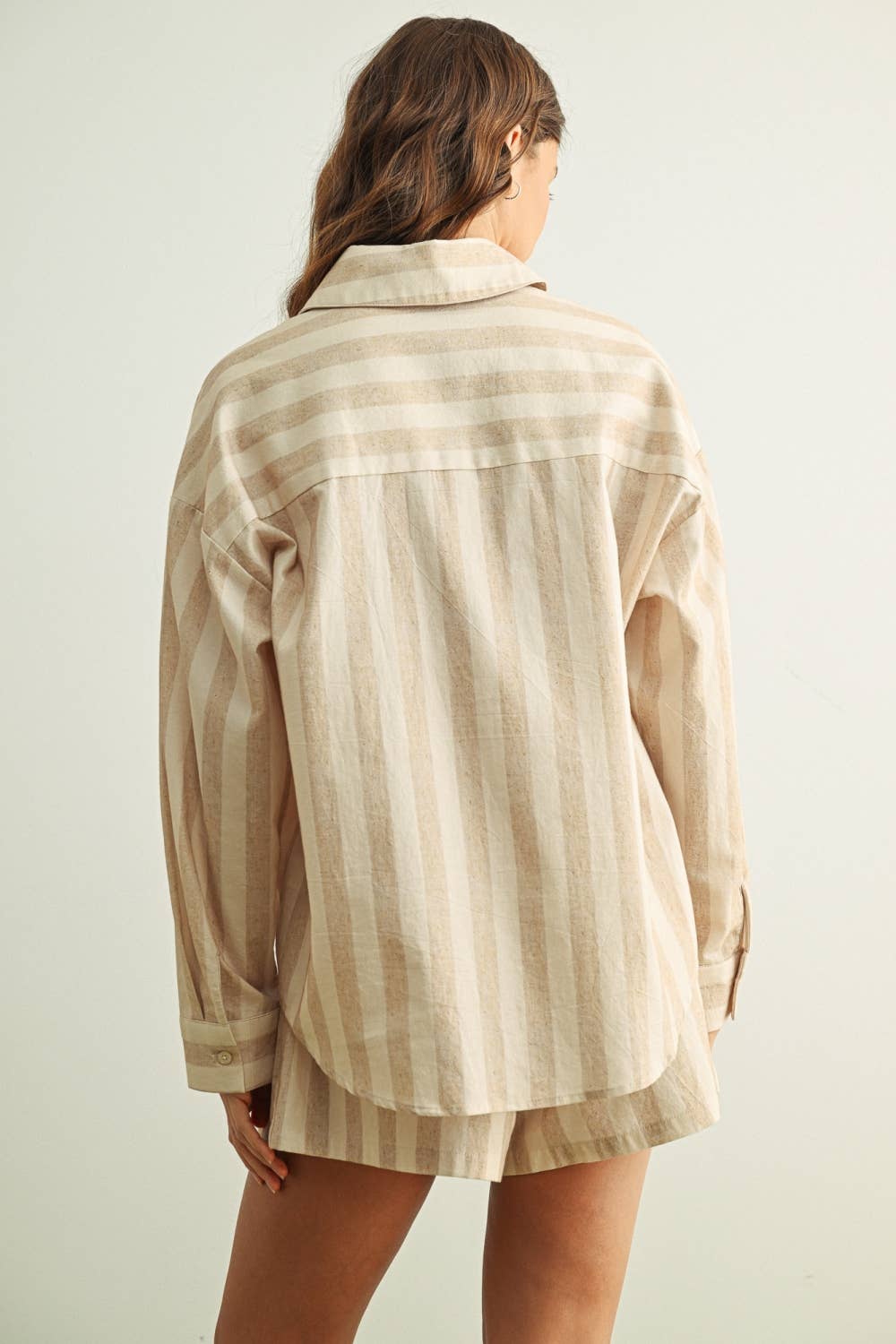 STRIPED CREAM SHORTS