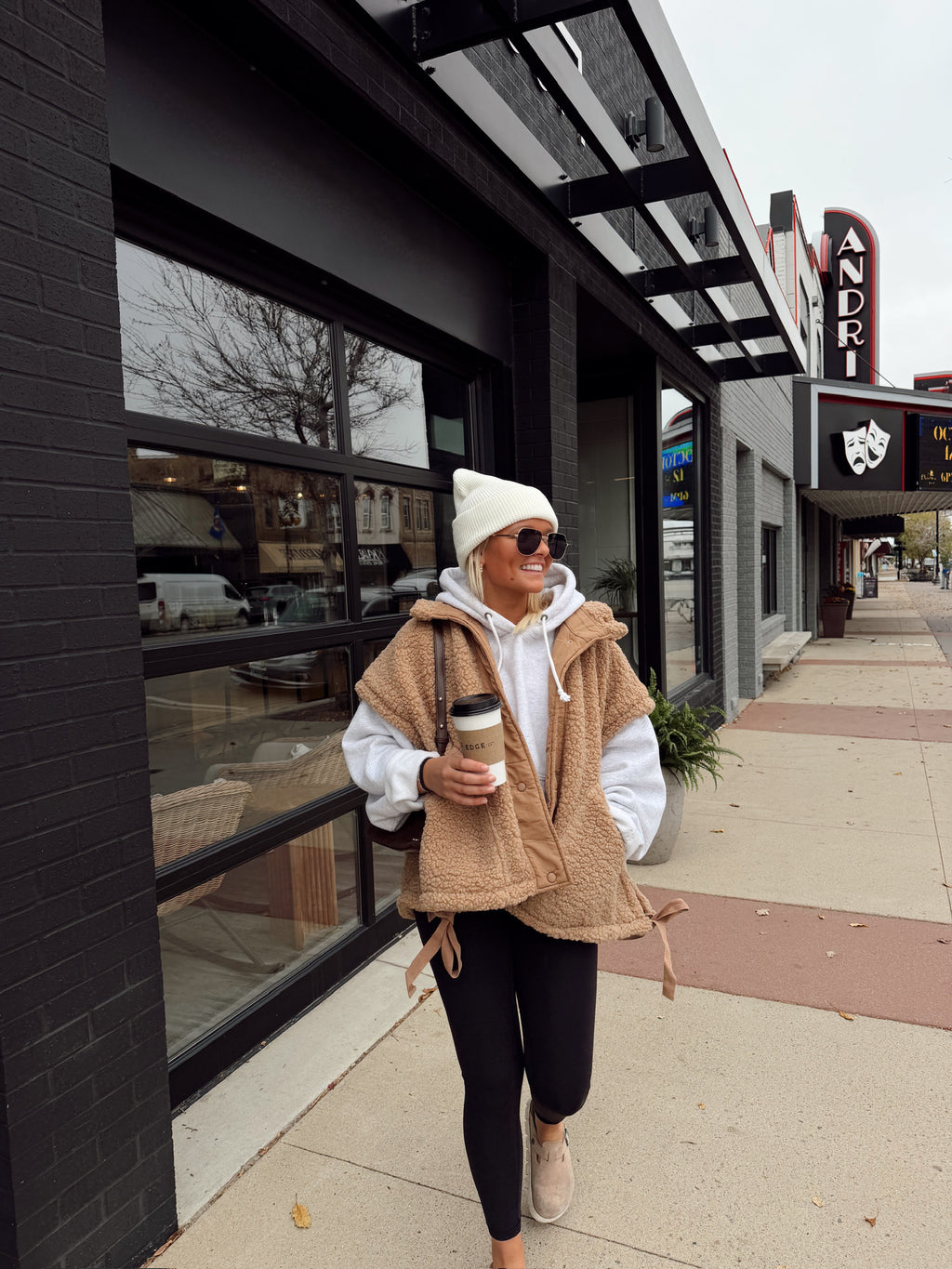 Oversized Sherpa Fleece Vest
