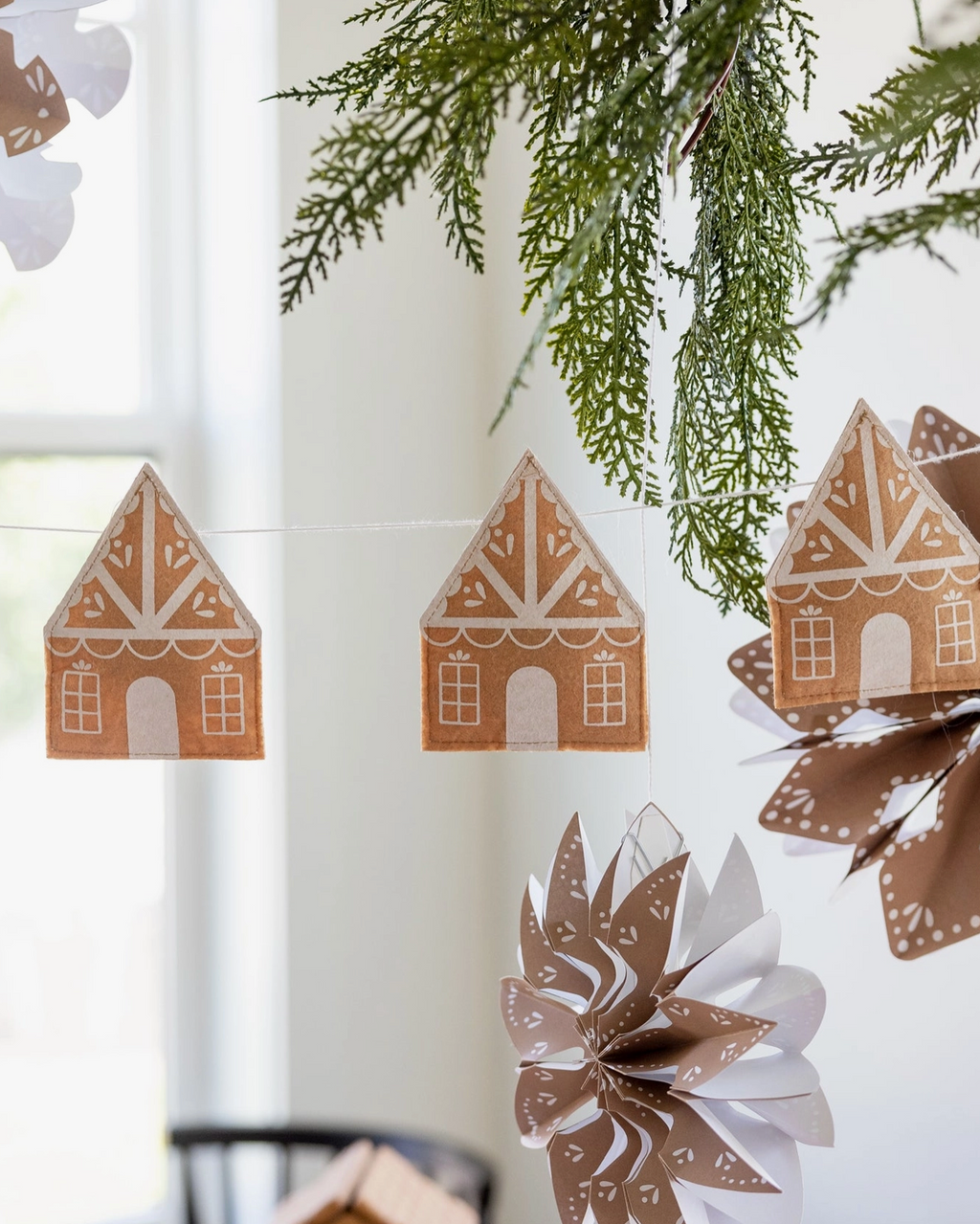 Gingerbread Felt Gingerbread House Banner