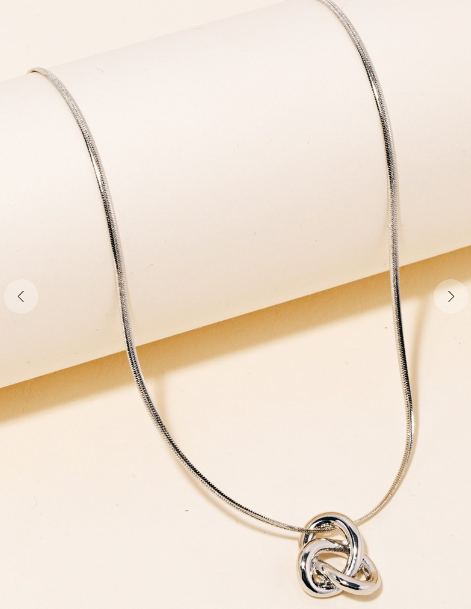 Knotted Necklace