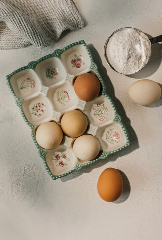 Camellia Egg Holder