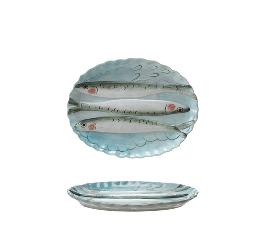 Scalloped Plate W/ Fish