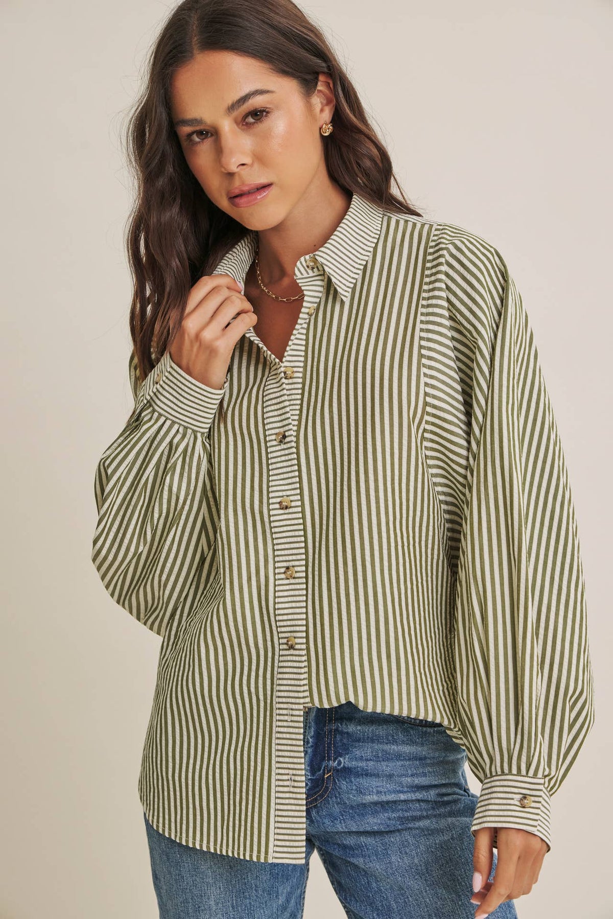 OLIVE EFFORTLESS DRAPE BUTTON-DOWN