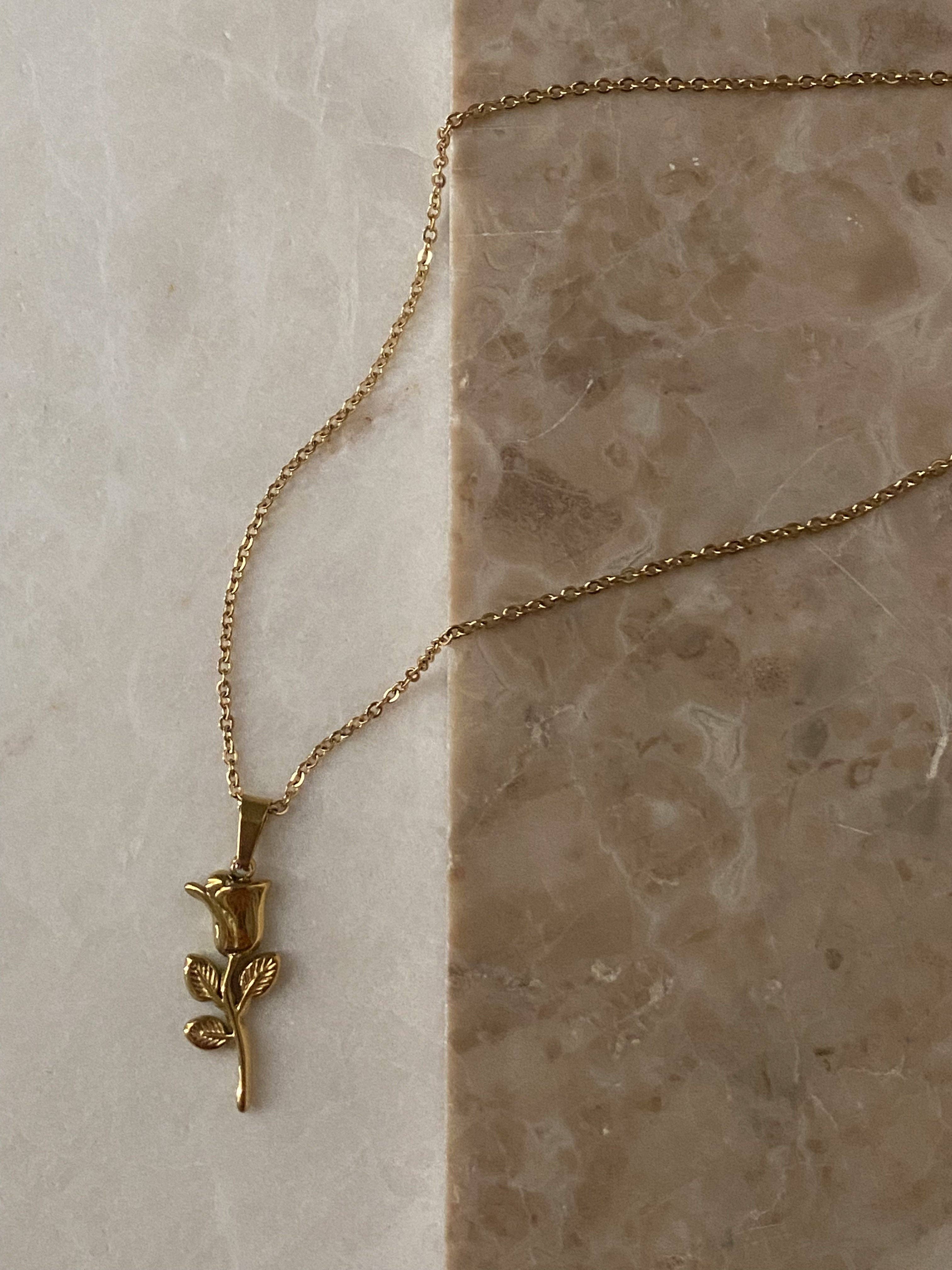 Rose Pendant Necklace