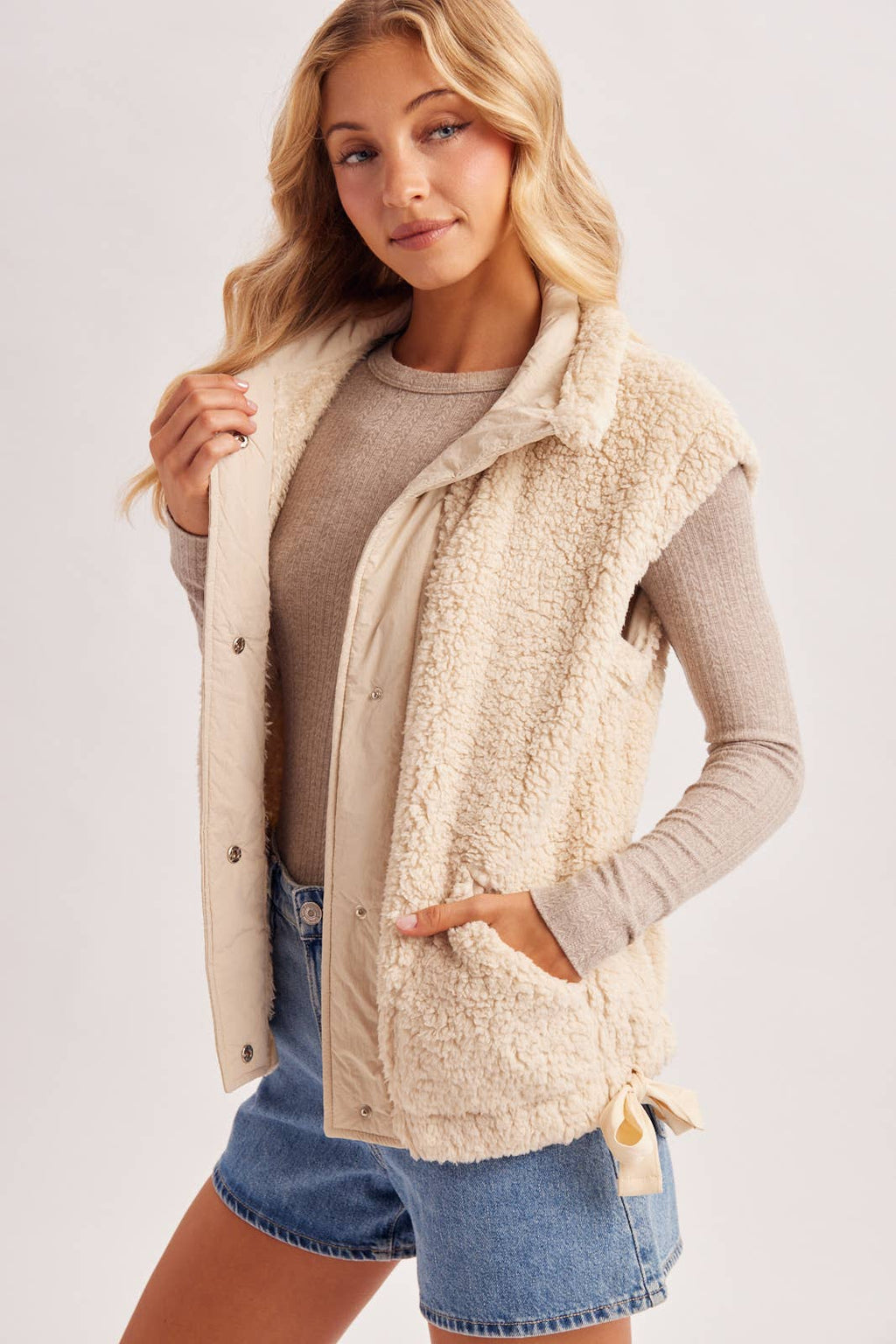 FLEECE SHERPA VEST