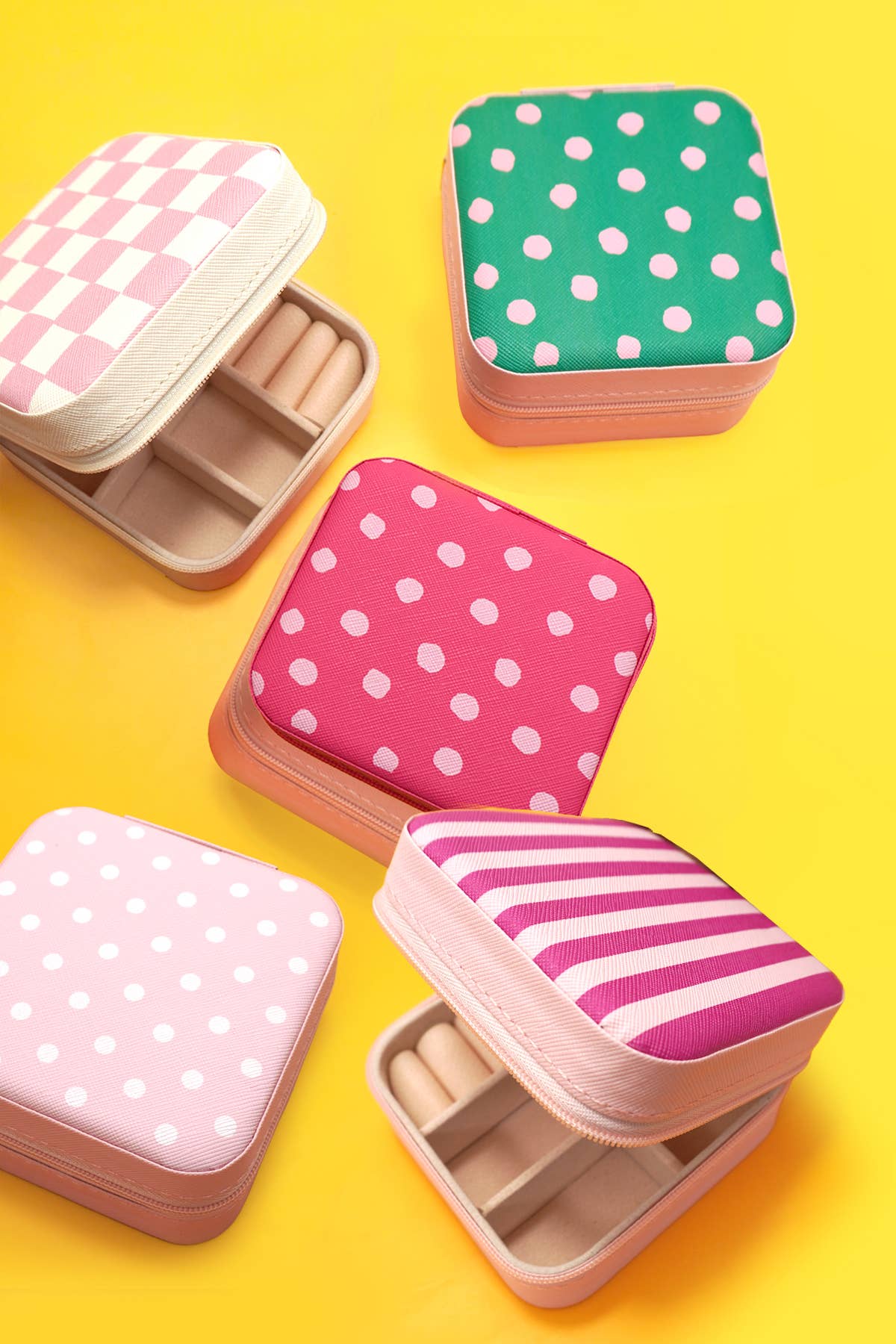TRAVEL JEWELRY ORGANIZER BOX