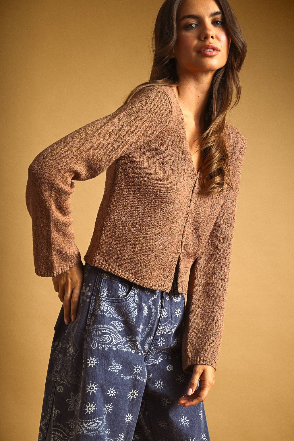 TOFFEE CLASP KNIT CARDIGAN