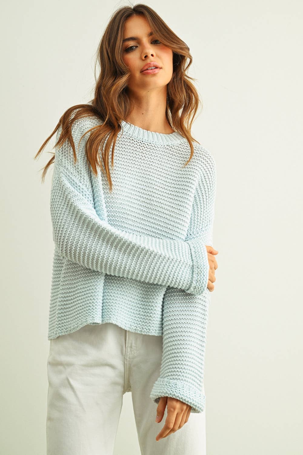 ROUND NECK SWEATER
