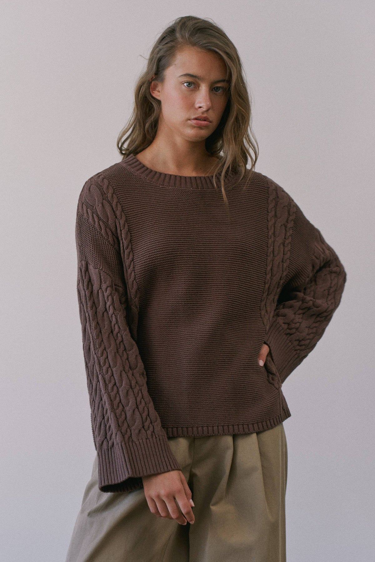 Relaxed Cable Sweater - Chocolate