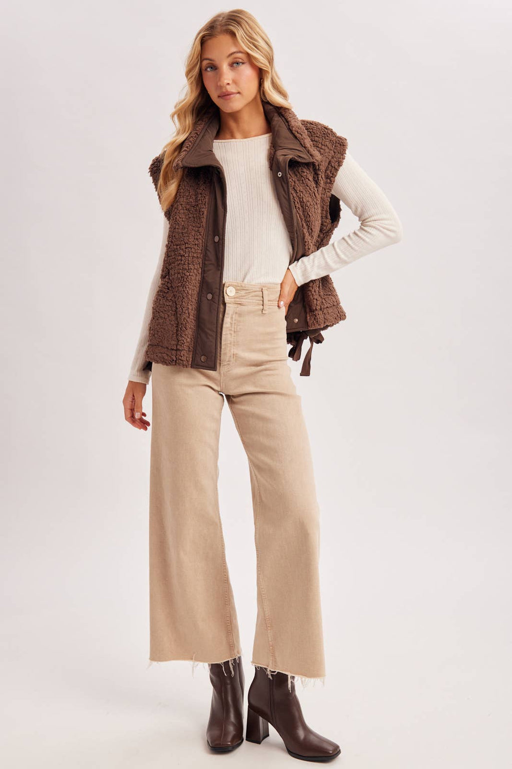 FLEECE SHERPA VEST