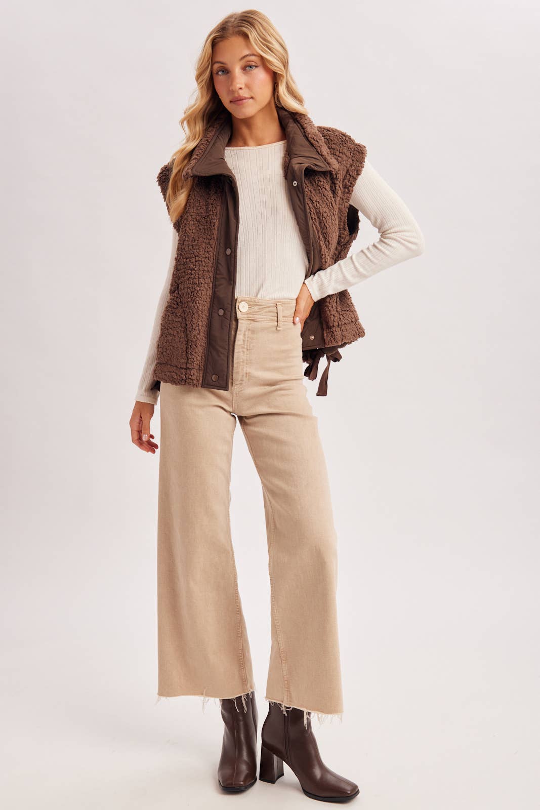 FLEECE SHERPA VEST