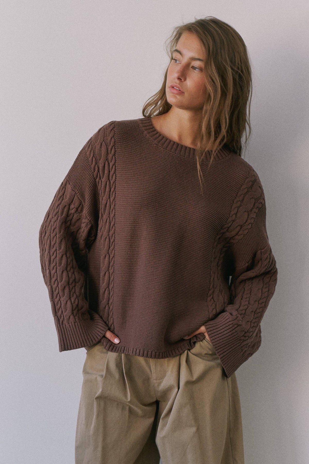Relaxed Cable Sweater - Chocolate