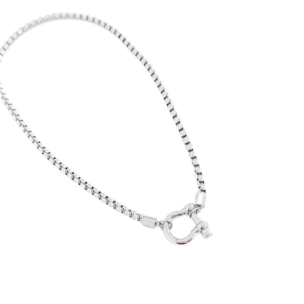 Lucky Me Horseshoe Necklace