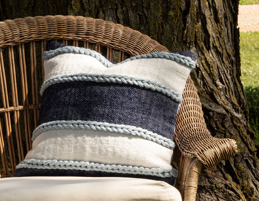 20x20 Hand Woven Outdoor Cindy Pillow